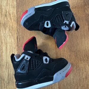 *RARE AIR JORDAN 4 “Bred”! — Toddler 3c